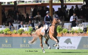 Piazza di Siena in archivio con un bilancio molto positivo
