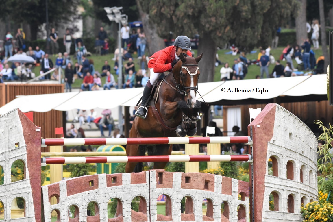 Piazza di Siena, un difficile Piccolo GP a Kent Farrington, ma Paolo Adorno c'è! 1