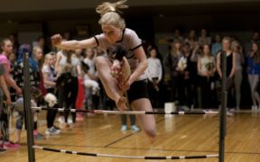 Finlandesi pazzi per l'Hobbyhorsing, ovvero per l'equitazione senza cavallo