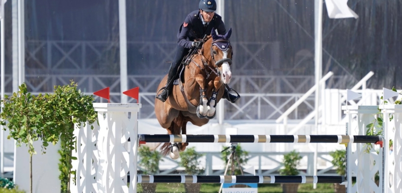 Lorenzo de Luca vince la 150 al Knokke Hippique (CSI3*)