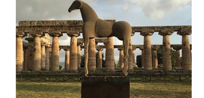 Il Cavallo di Sabbia di Mimmo Paladino torna a Paestum 1
