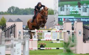 Filippo Bologni sale sul podio della 155 (Prijs BMT) di Waregem (CSI5*)