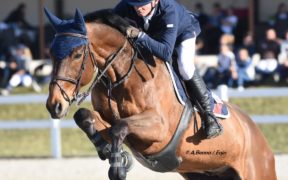 Filippo Moyersoen in Piazza d'Onore al CSI4* Hubside Jumping