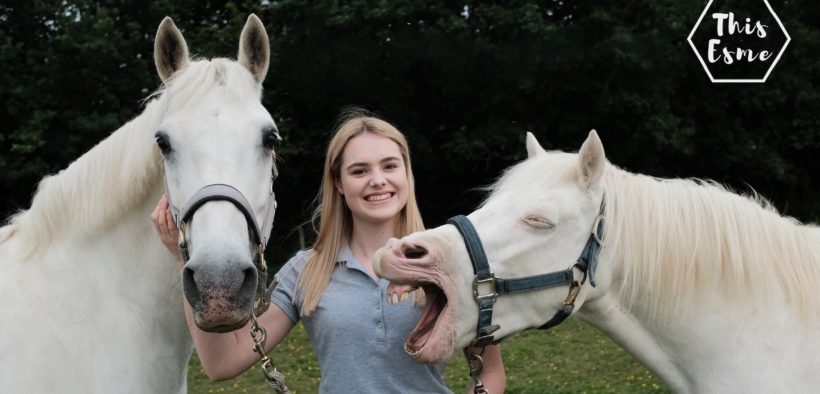 Un'equestrian Youtuber efficace e vincente: this Esme
