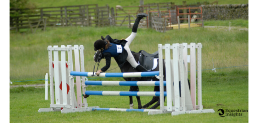 Novità dai “drop test” per i cap equestri