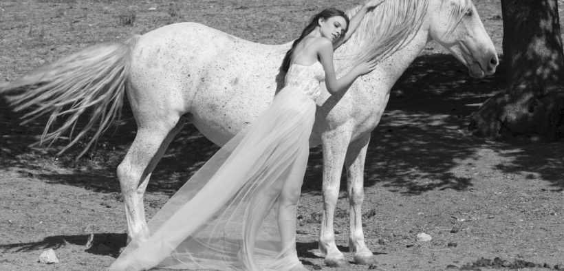 IHP presenta "Essere", il calendario d'autore 2021