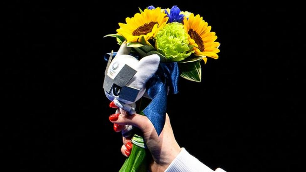Tokyo 2020, non solo medaglie, anche bouquet di fiori: scopriamone il significato