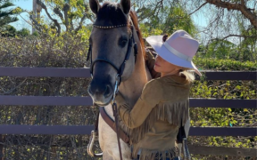 Lady Gaga ritorna in sella