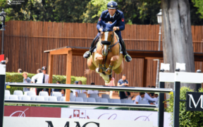 Emilio Bicocchi trionfa nel Premio MAG. Martinengo in Piazza d'Onore (C