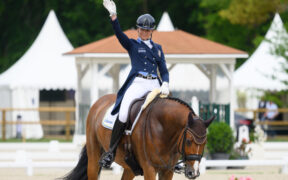 FEI Dressage Nations Cup™ 2022: la Svezia domina a Compiègne [con video del decisivo Freestyle di Patrik Kittel]