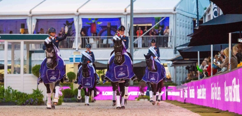 Dressage: la squadra tutta femminile dell'Olanda vince a Rotterdam