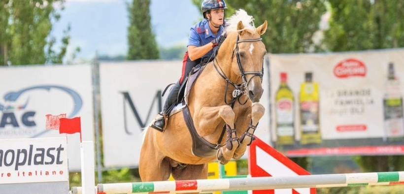 Filippo Bologni vince il GP di Montefalco (CSI2*). Podio tutto azzurro