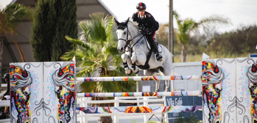 Ottimo inizio per Massimo Grossato che vince la gara grossa a Vilamoura (CSI3*)