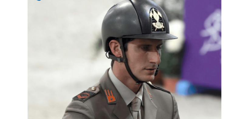 Alberto Zorzi ai piedi del podio nel Trofeo Dammann Reitplatz