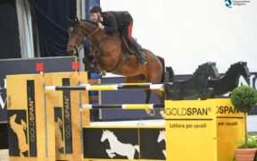 Emanuele Gaudiano nuovamente a segno a Sharjah (CSI5*-W)