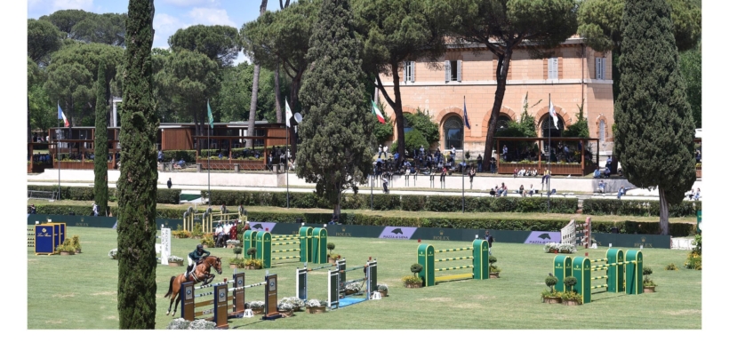 Aston Martin e Piazza di Siena: connubio perfetto 1