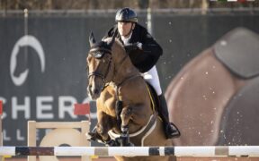 Riccardo Pisani ai piedi del podio della 145 di Grimaud - St. Tropez (CSI2*)