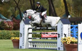 Riccardo Pisani ai piedi del podio della 145 Ranking di Grimaud - St. Tropez (CSI3*)