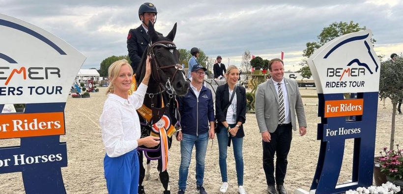 Lorenzo De Luca imbattibile nel Grand Prix di Lier (CSI3*)