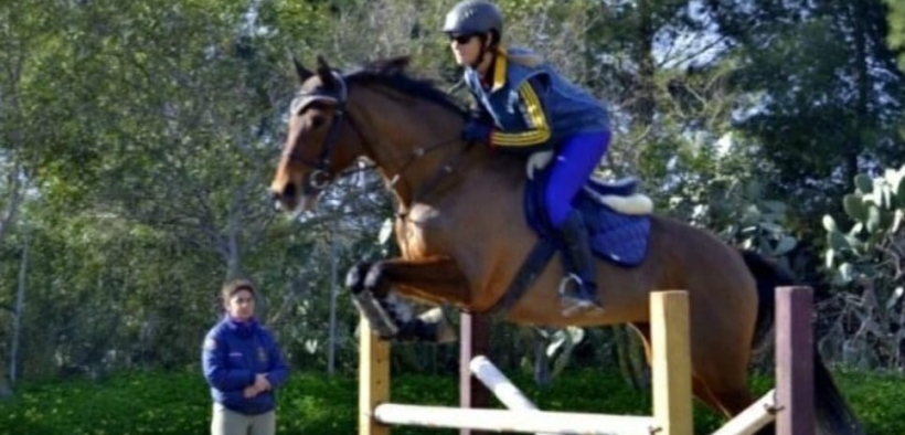 Lutto nel mondo equestre: incidente fatale per Margherita Mayer