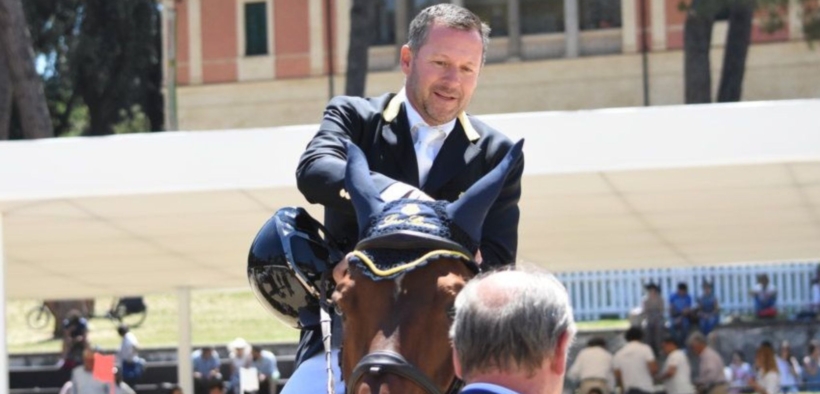 Nuova controversia legale per Lamaze, condannato al risarcimento di $ 1.4 milioni