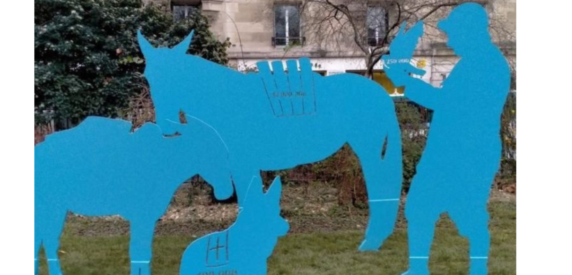 Anche Parigi ha inaugurato un monumento agli animali morti in guerra