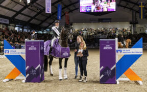 Dressage: Emmelie Scholtens trionfa nella tappa di Coppa del Mondo di Neumünster