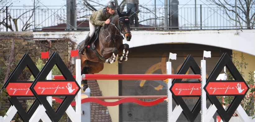 Nico Lupino trionfa nel Grand Prix del CSI2* di Cattolica