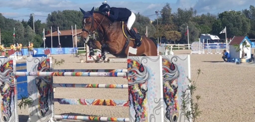 Marta Bottanelli sul podio nella 145 di St. Tropez-Grimaud (CSI3*)