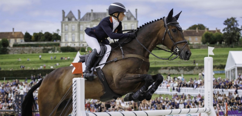 Rosalind Canter riconquista il 1° posto nella classifica mondiale dei cavalieri di completo FEI