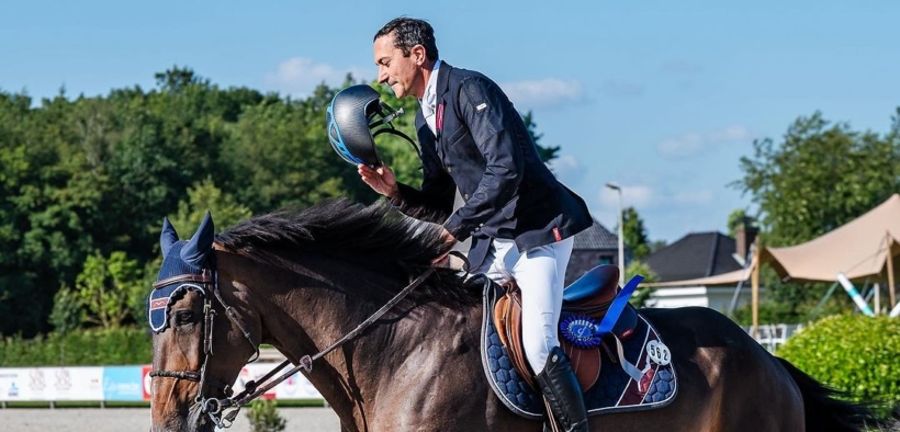 Piergiorgio Bucci sul podio nel GP 155 di Opglabbeek (CSI3*)