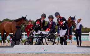 Paralimpiadi Parigi 2024: USA pigliatutto nel Paradressage, ecco i podi della prima giornata