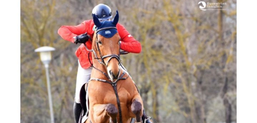 Omar Bonomelli ai piedi del podio nel Grand Prix di San Giovanni in Marignano (CSI2*)