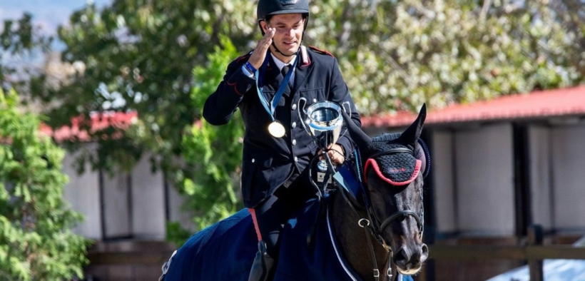 Roberto Previtali firma la 145 LR di Thessaloniki (CSI2*)