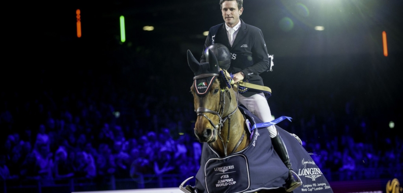 Darragh Kenny firma la Coppa del Mondo di Londra (CSI5*-W) 1