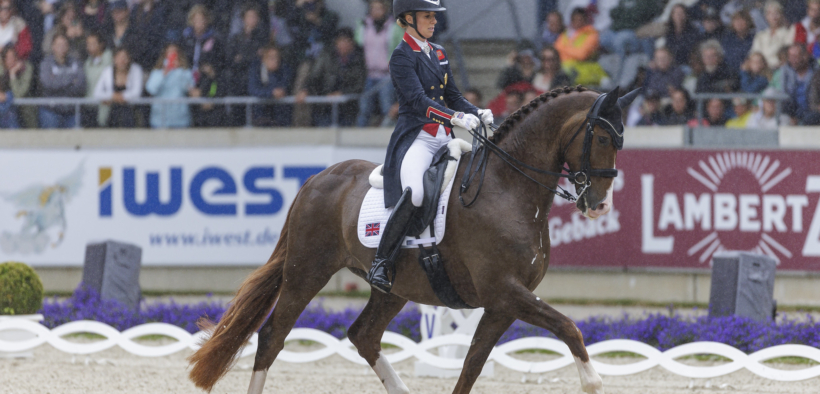 La FEI impone un anno di sospensione a Charlotte Dujardin