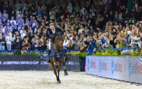 Marc Houtzager e Sterrehof’s Dante si riconfermano in Coppa del Mondo ad Amsterdam