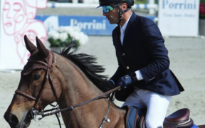 Matteo Checchi sfiora la vittoria nella 145 LR di St. Tropez (CSI2*) 1