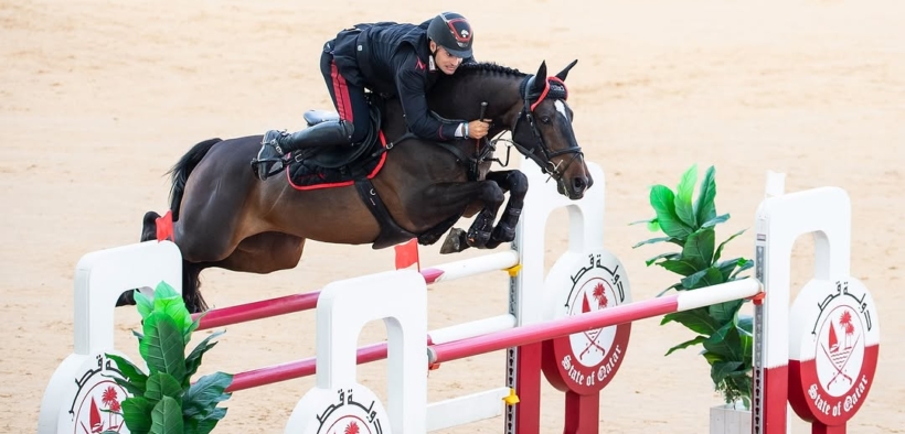 Roberto Previtali sul podio della 145 LR di Doha (CSI5*)