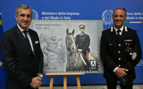 Un francobollo dedicato a Raimondo d'Inzeo