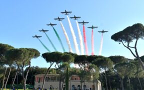 Piazza di Siena live, dalle Trecce Tricolori al commento di Malagò/S. D'Inzeo