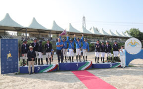 Italia Campione d’Europa di salto ostacoli "Veterans"