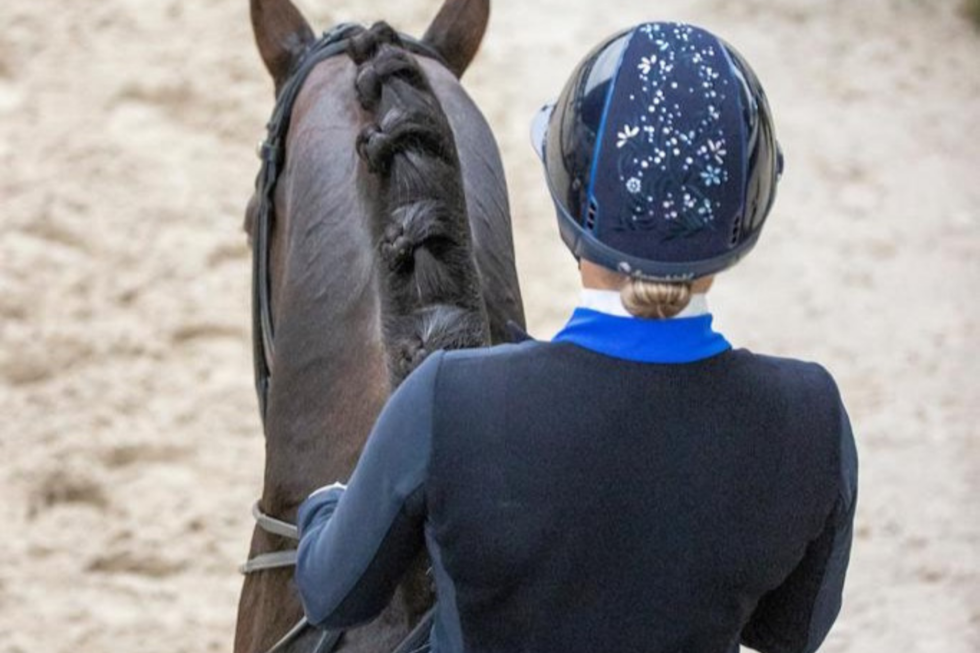 Dressage: i cavalli di Blue Hors tornano a gareggiare