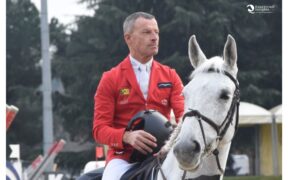 Pius Schwizer sospeso con effetto immediato dalla 1^ squadra elvetica di salto ostacoli