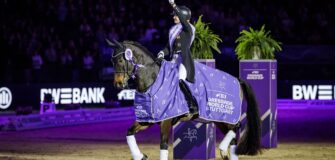 Diallo BB al debutto vince la Coppa del Mondo di Stoccarda con Jessica von Bredow-Werndl