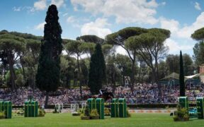 Importante riconoscimento per Piazza di Siena: vittoria agli Italian Tourism Awards