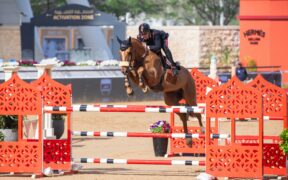 Emanuele Gaudiano sul podio nella 145 LR di Doha (CSI3*)