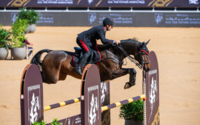 Roberto Previtali in Piazza d’Onore della 150 LR del CSI5* di Doha