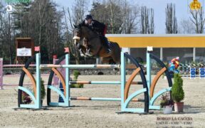Giacomo Casadei sul podio del Grand Prix 2* di Bedizzole 1
