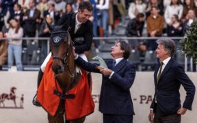 Scott Brash trionfa nel Grand Prix Saut Hermès: una vittoria da vero n.1 al mondo
